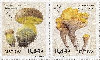 Flora, Mushrooms, 2v in pair; 0.84 EUR x 2